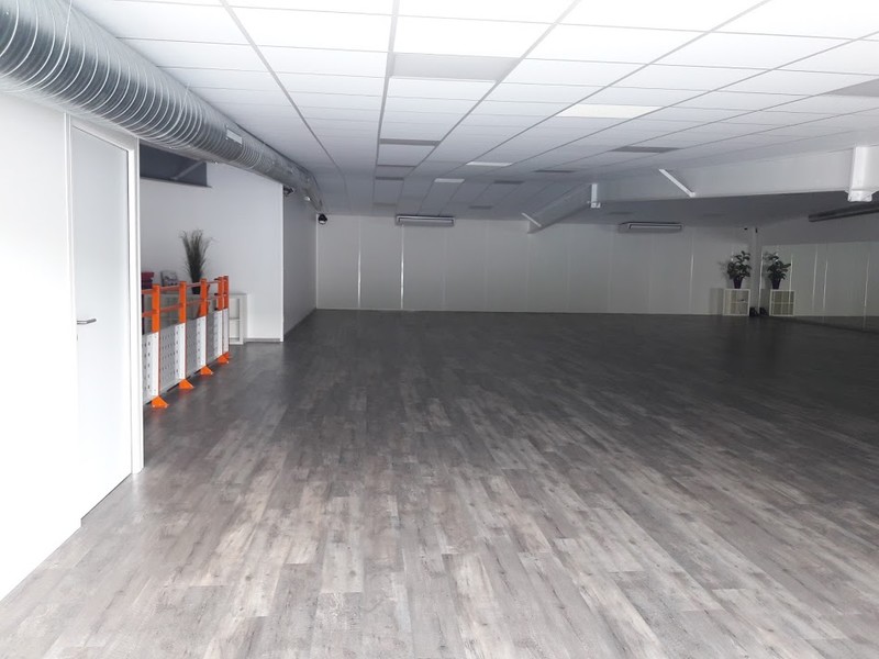 Espace salle de danse sur mezzanine ERP